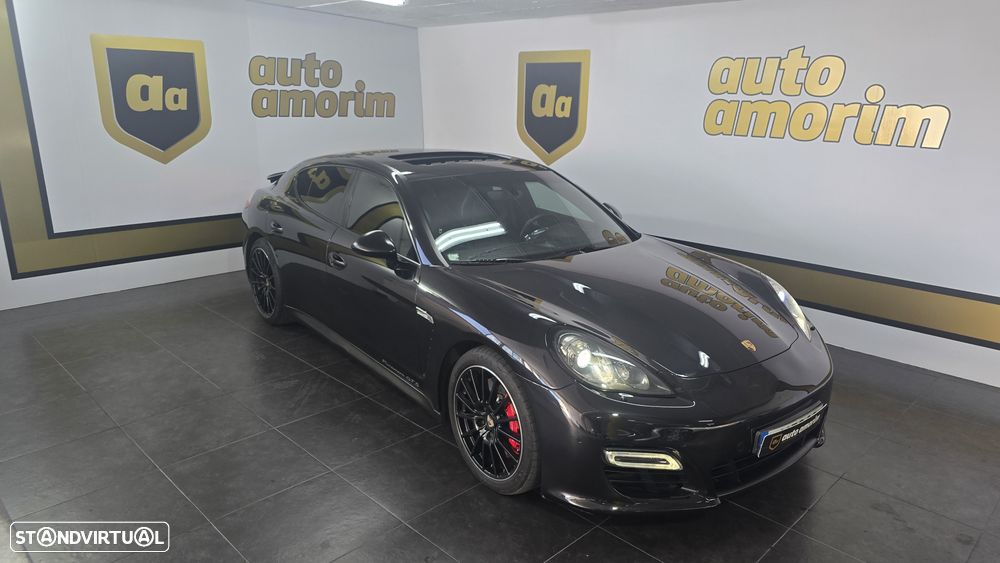 Porsche Panamera GTS PDK - 8