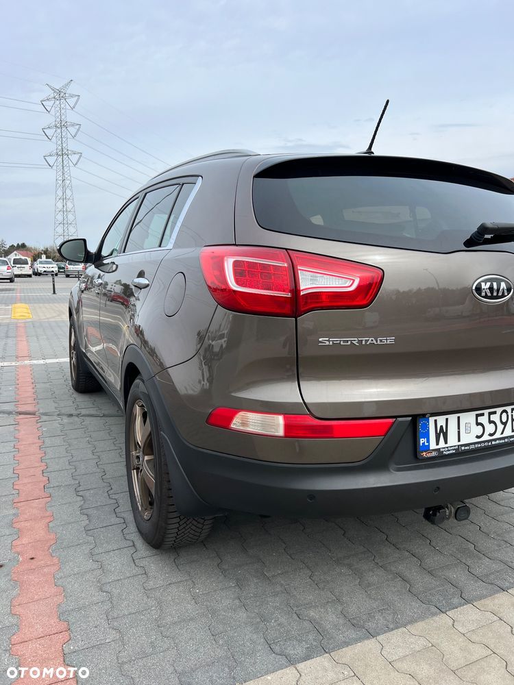 Kia Sportage 2.0 CRDI XL - 8