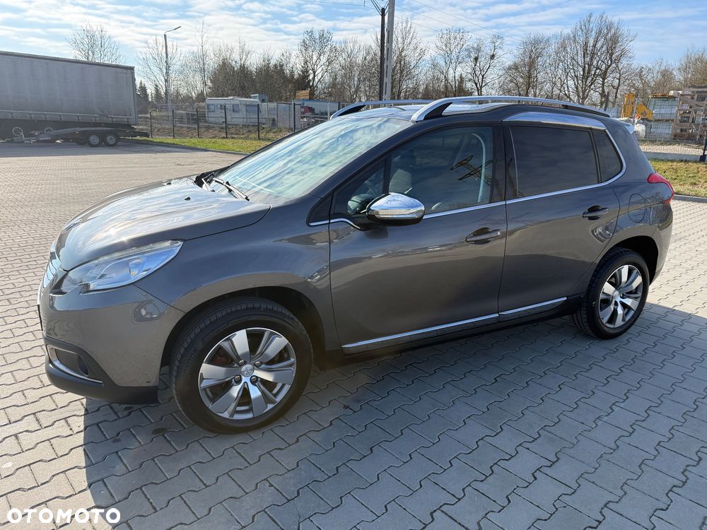 Peugeot 2008 120 VTI Allure - 4