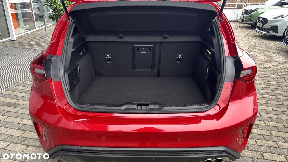 Ford Focus 1.0 EcoBoost Hybrid ST-LINE X - 9