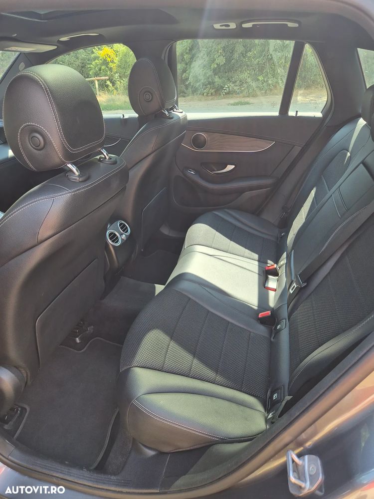 Mercedes-Benz GLC 220 d 4MATIC - 9