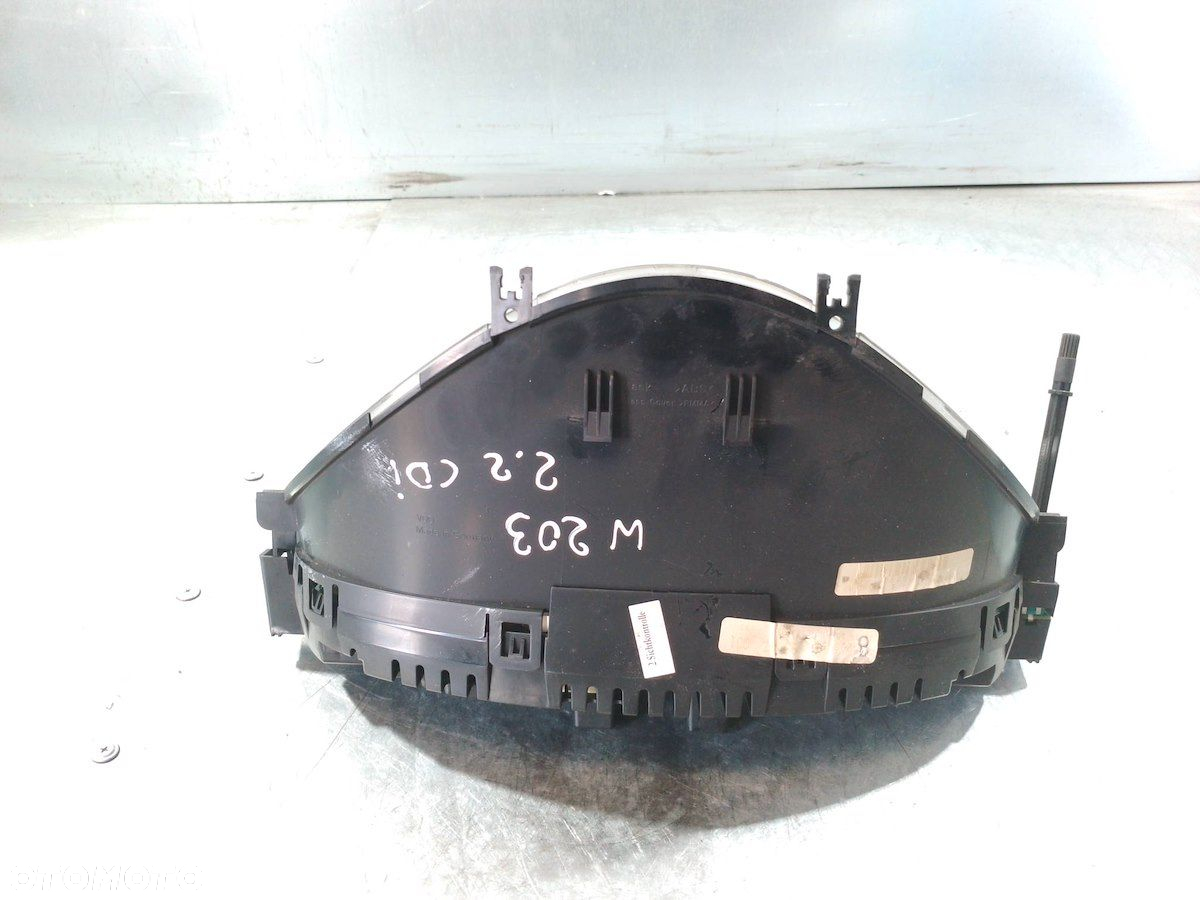 LICZNIK MERCEDES-BENZ W203 A20354095    110.080.307/004 - 6