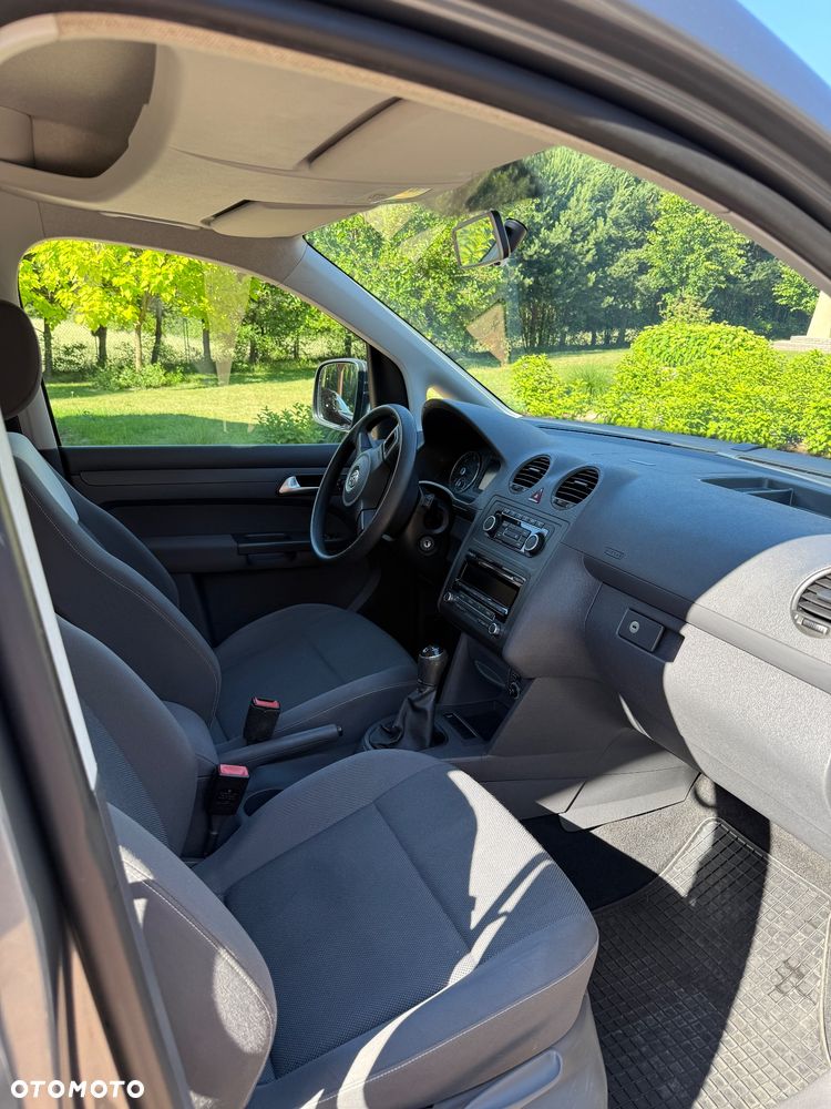 Volkswagen Caddy 1.6 (7-Si.) Edition 30 - 9