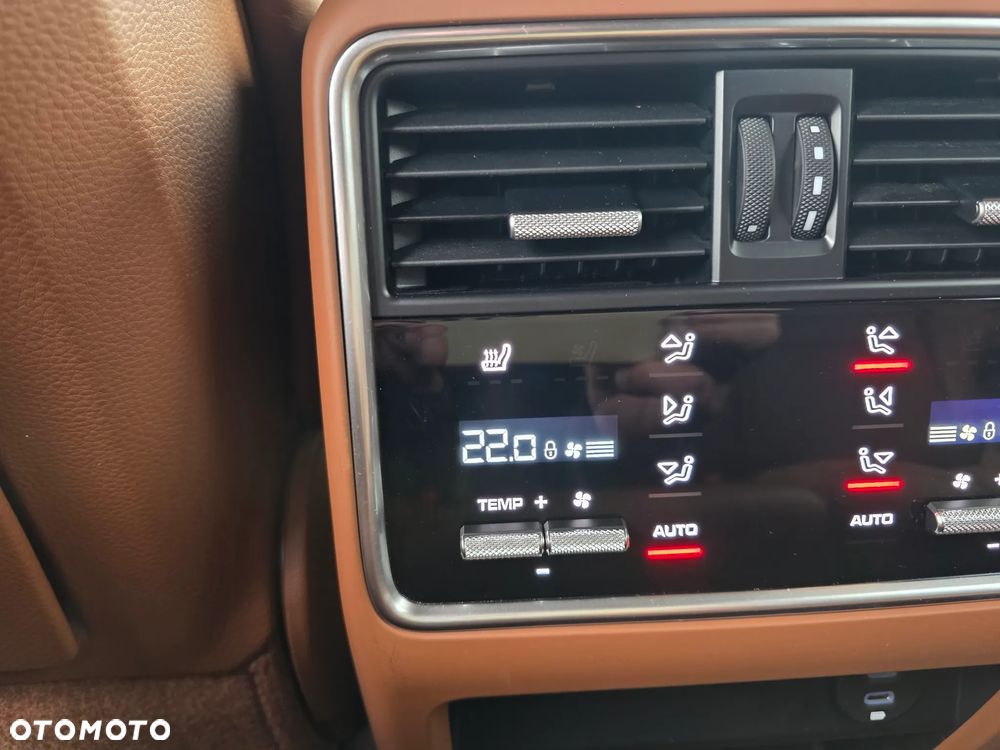 Porsche Cayenne E-Hybrid Platinum Edition - 27