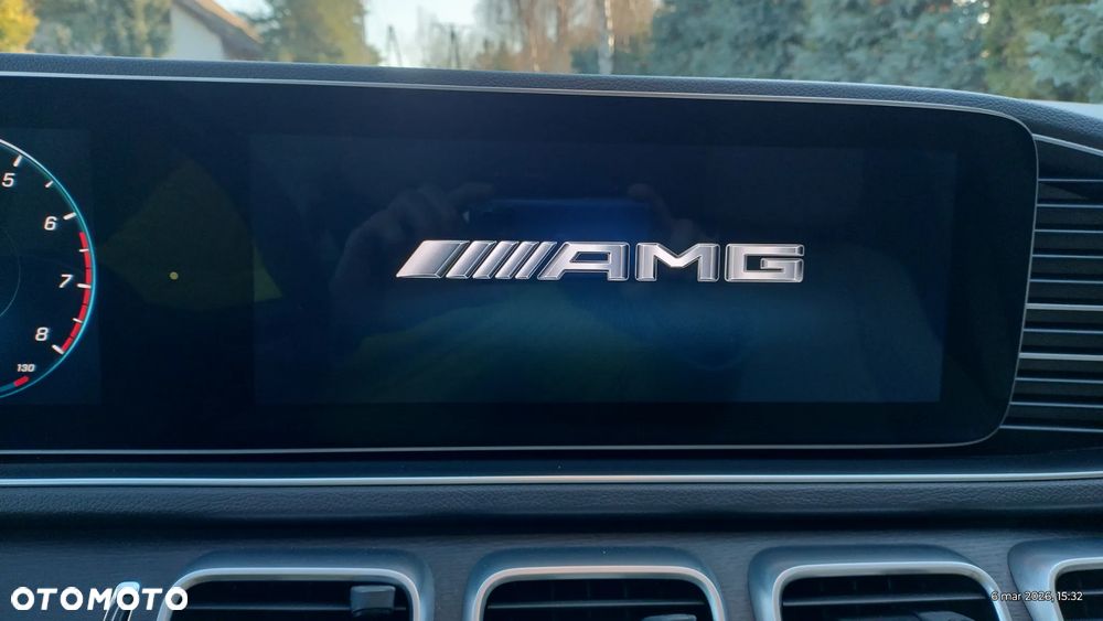 Mercedes-Benz GLE 400 4Matic 9G-TRONIC AMG Line - 28