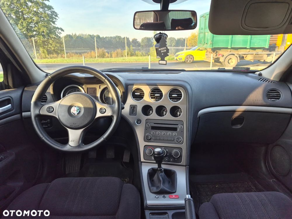 Alfa Romeo 159 1.9JTDM Impression - 9