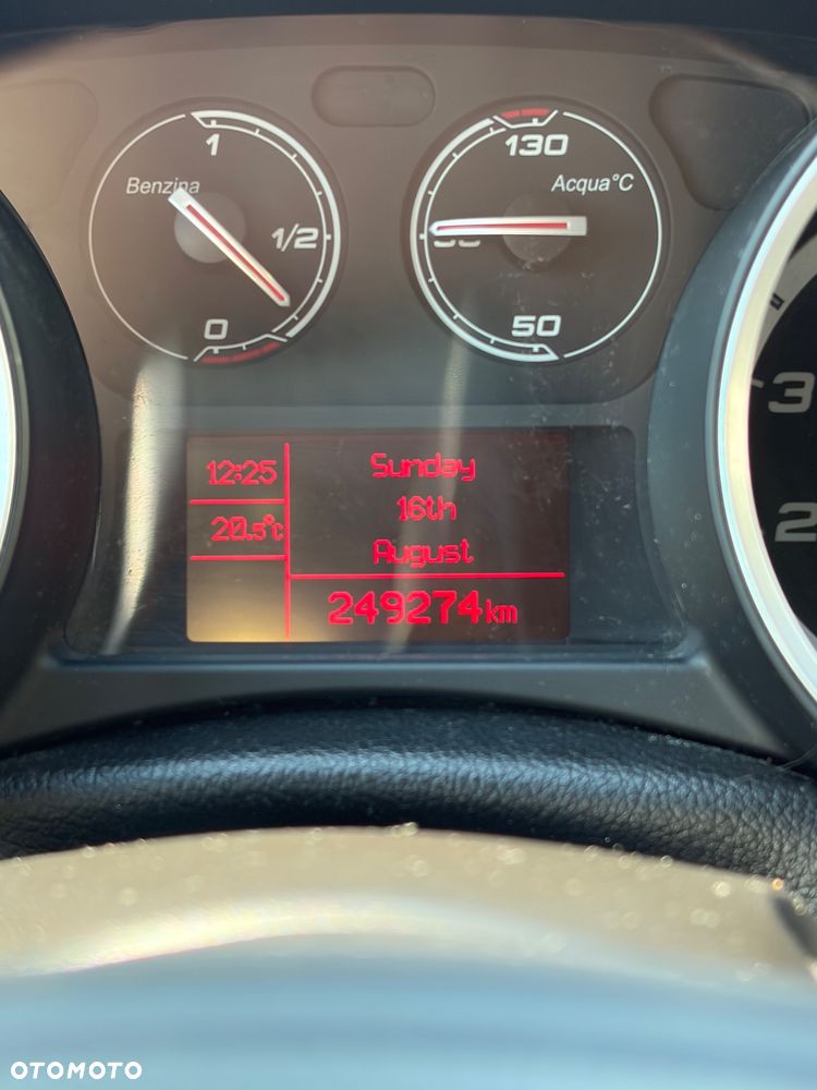 Alfa Romeo Giulietta 1.4 TB Distinctive - 17