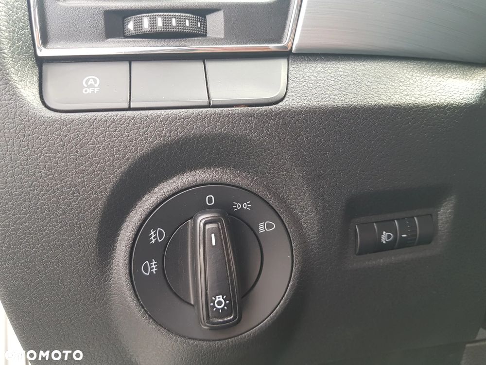 Skoda Fabia 1.0 Ambition - 17