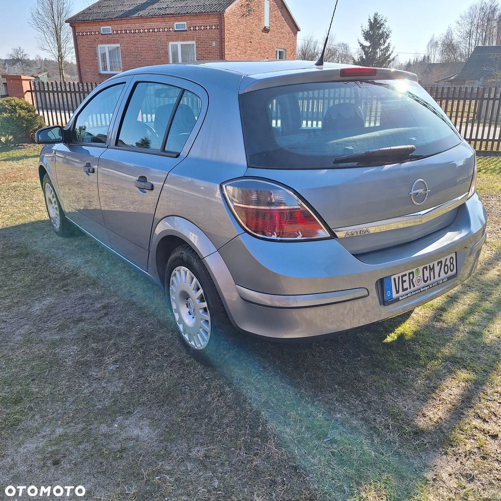 Opel Astra - 8