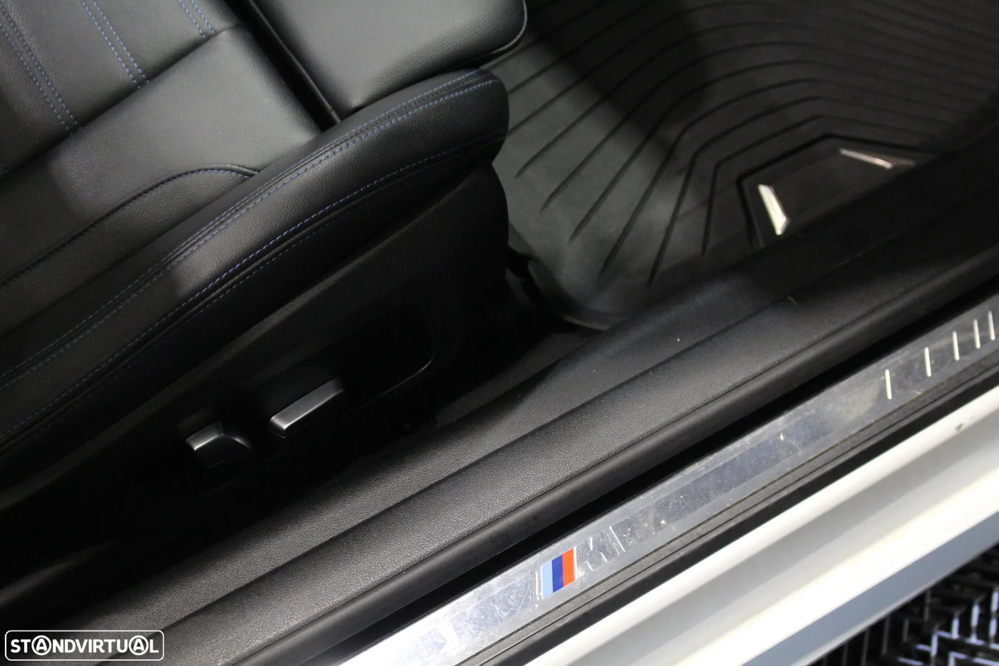 BMW 420 d Pack Desportivo M Auto - 23