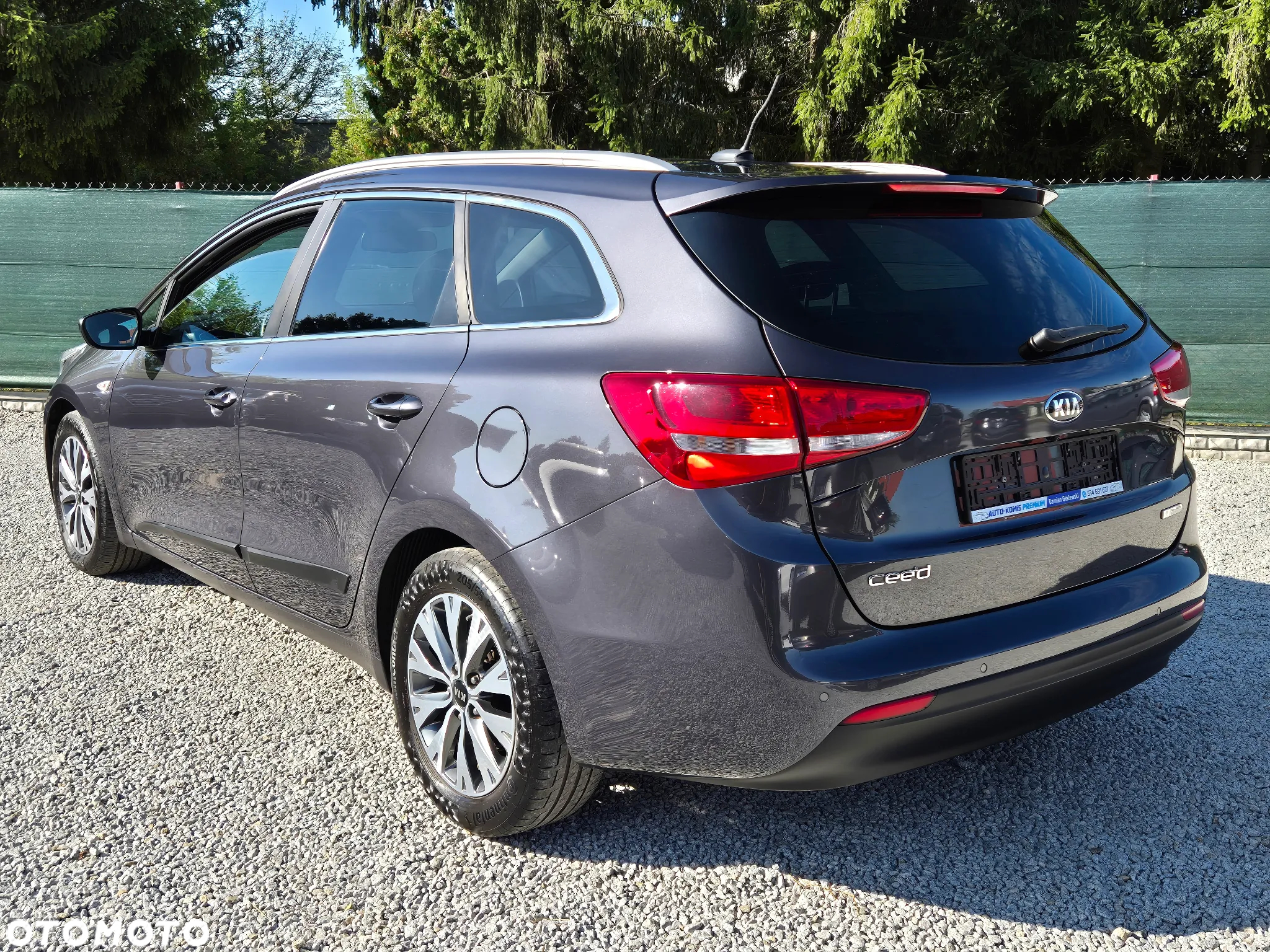 Kia Ceed 1.6 CRDi 136 ISG Platinum Edition - 22