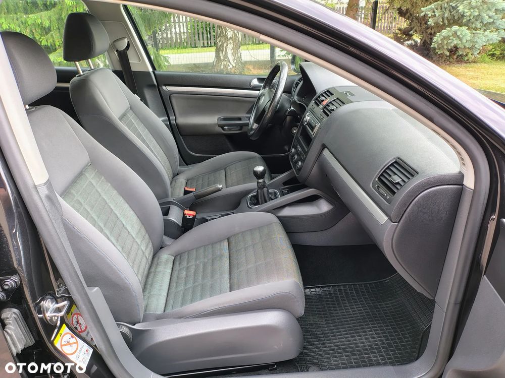 Volkswagen Golf 1.6 Trendline - 18