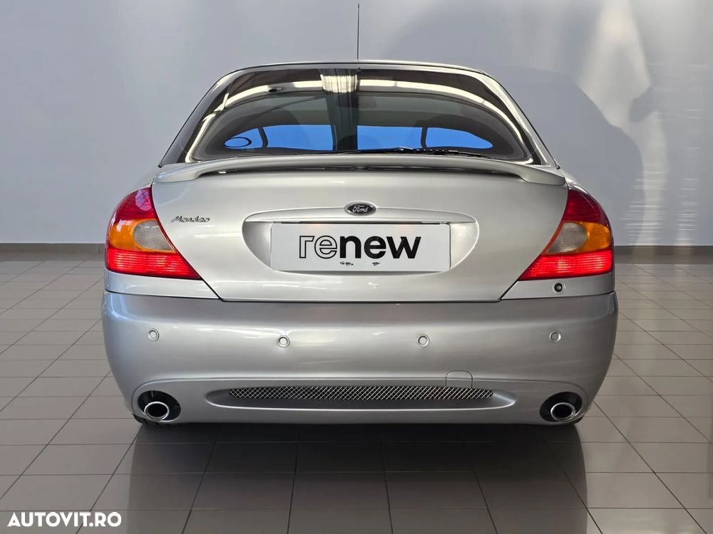 Ford Mondeo - 27