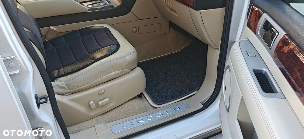 Lincoln Navigator 5.4 4WD - 22