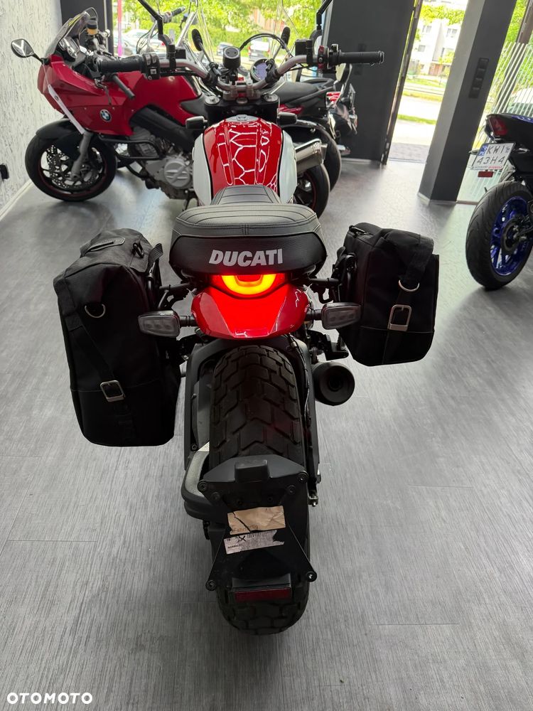 Ducati Scrambler - 27