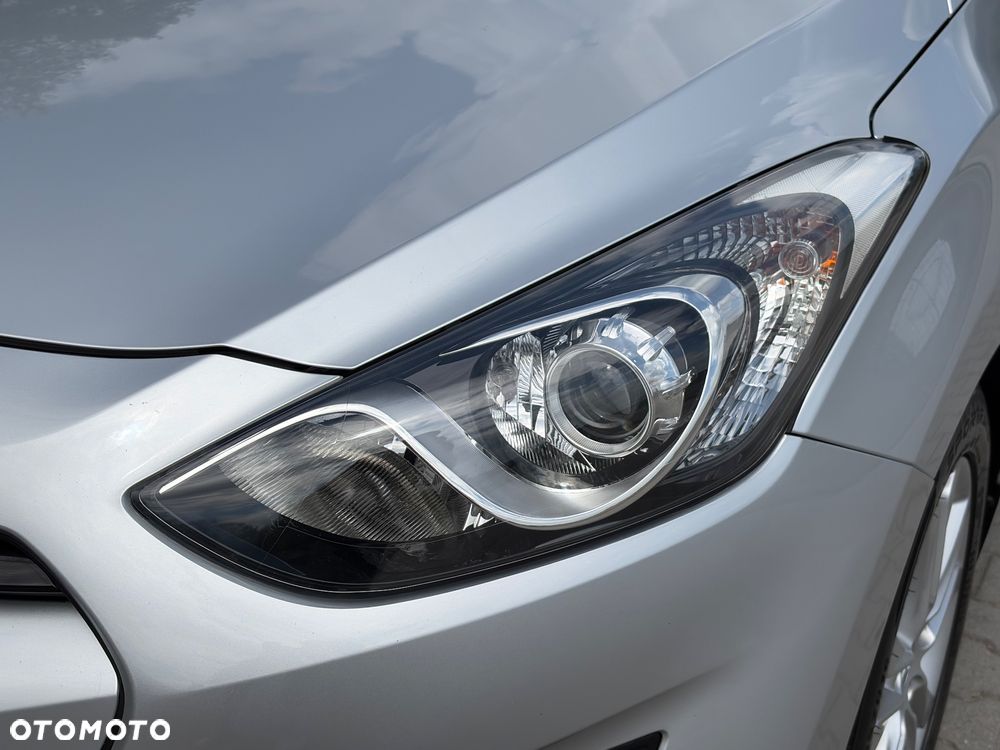 Hyundai i30 1.6 Style - 14