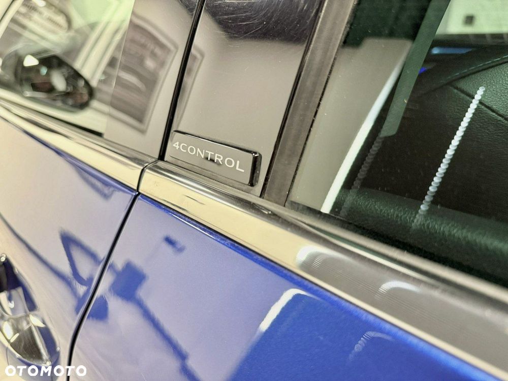 Renault Megane ENERGY TCe 205 EDC GT - 25