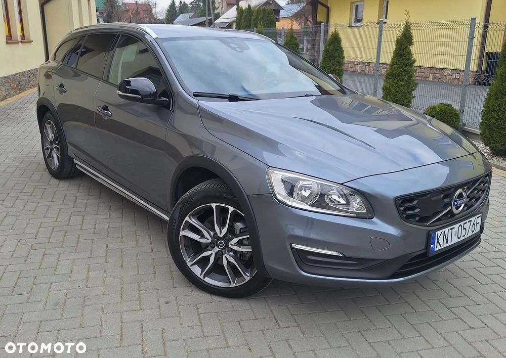 Volvo V60 Cross Country D3 Geartronic Kinetic - 22