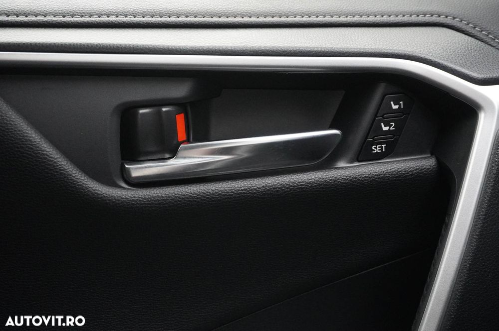 Toyota RAV4 2.5 VVT-iE 4x4 Luxury - 17