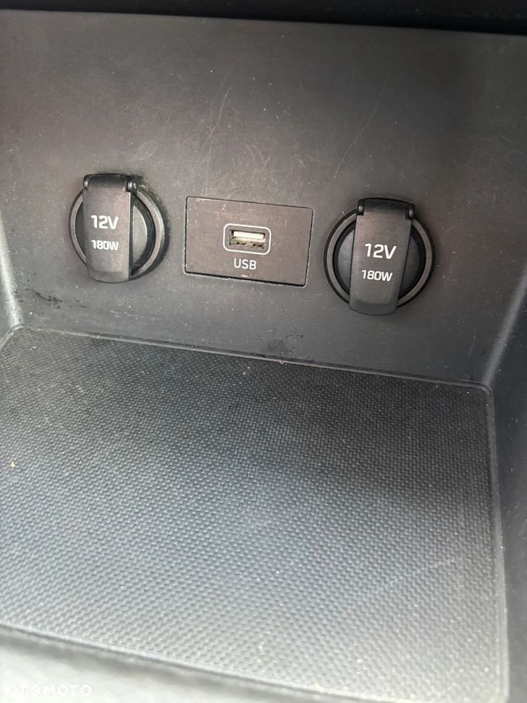 Hyundai i30 1.5 DPI Classic + - 25