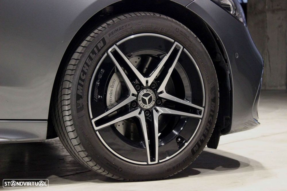 Mercedes-Benz C 300 de AMG Line - 13