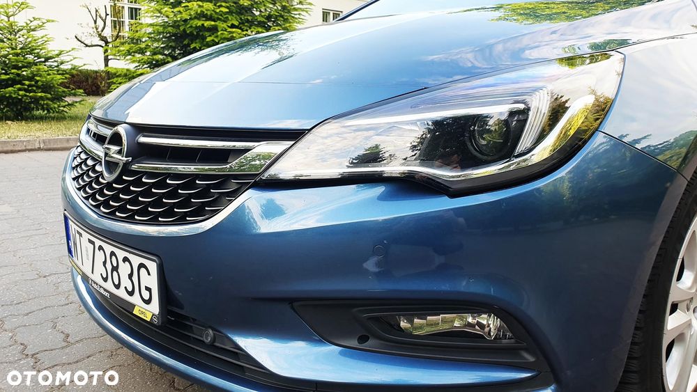 Opel Astra 1.6 CDTI Elite S&S - 24