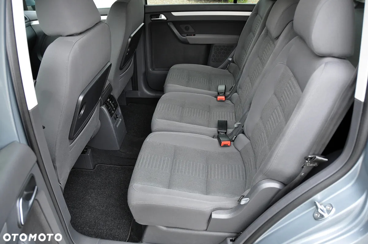 Volkswagen Touran 1.4 TSI Highline - 9