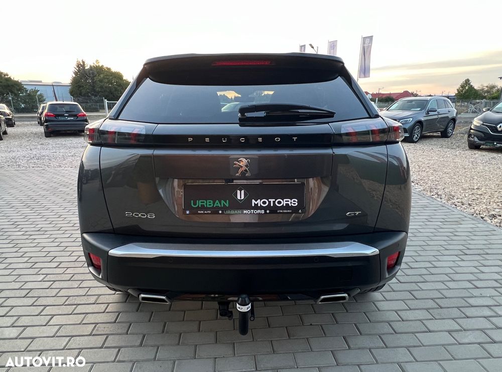 Peugeot 2008 PureTech 130 EAT8 GT Exclusive - 14