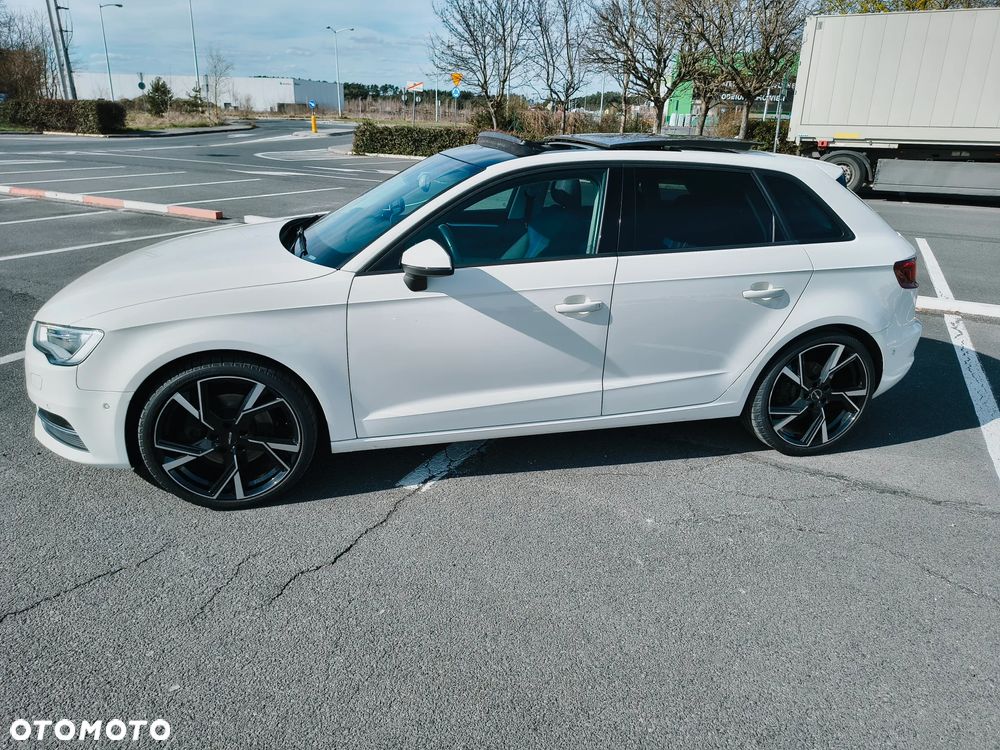 Audi A3 Sportback 1.8 TFSI Attraction S tronic - 2