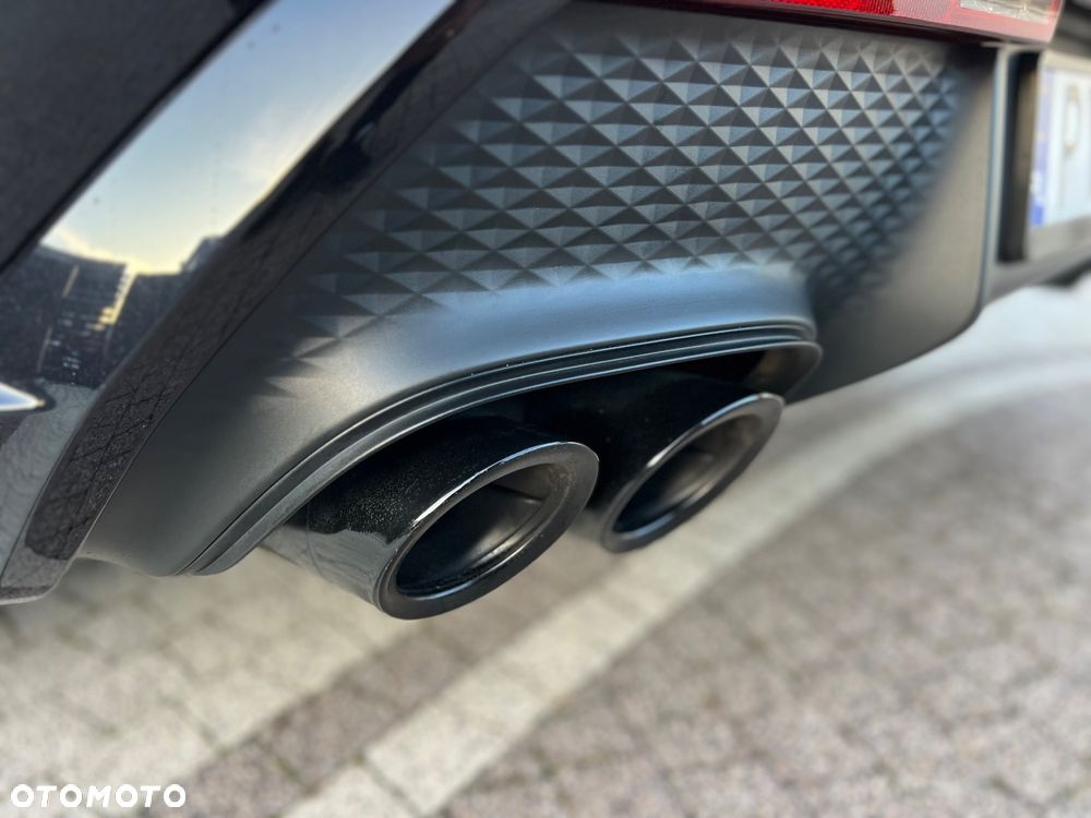 Porsche Macan T - 34