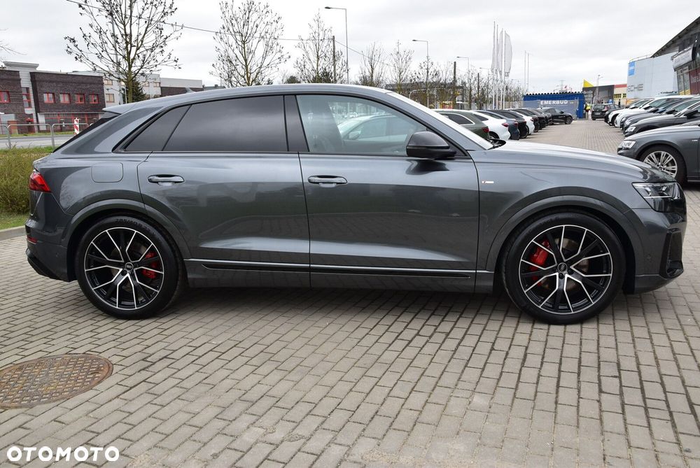 Audi Q8 - 4