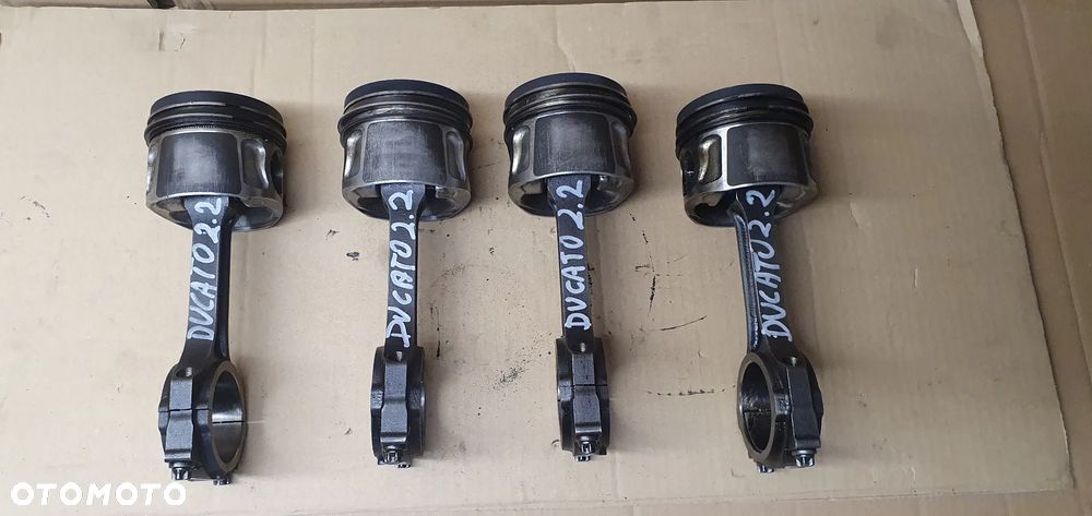 Tłok z korbowodem korbowód Fiat Ducato III 2.2 JTD - 1