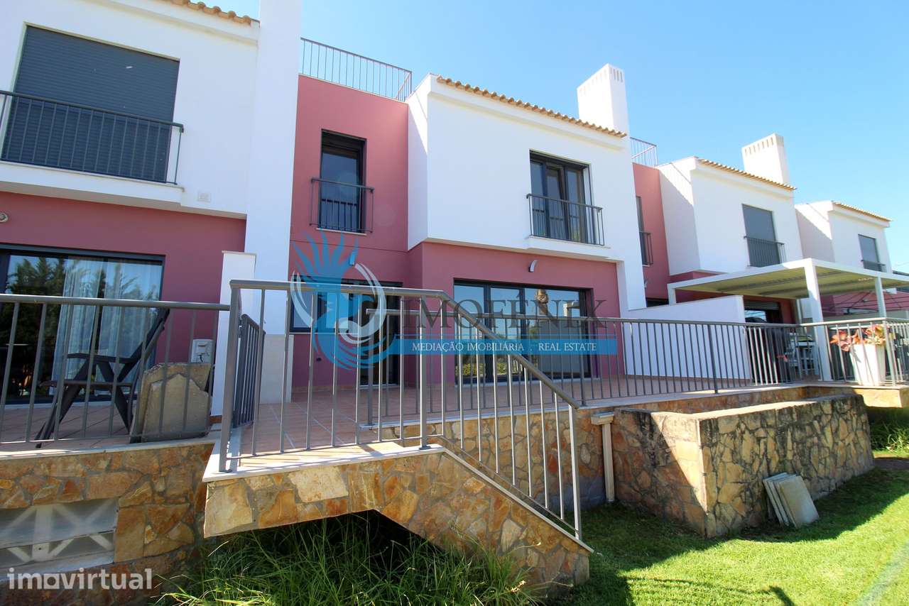 Exclusiva Moradia Duplex T2+1 na Guia | Garagem, Terraço e Piscina - Grande imagem: 4/32