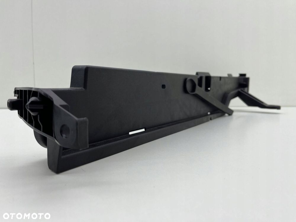 VOLVO XC40 XC40 OSŁONA OBUDOWA BAGAŻNIKA LEWA MOCOWANIE PÓŁKI 32310880 - 1