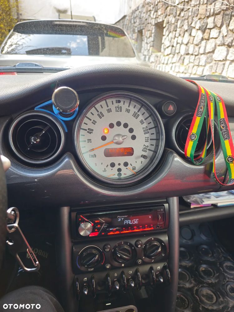 MINI Cooper chili - 5