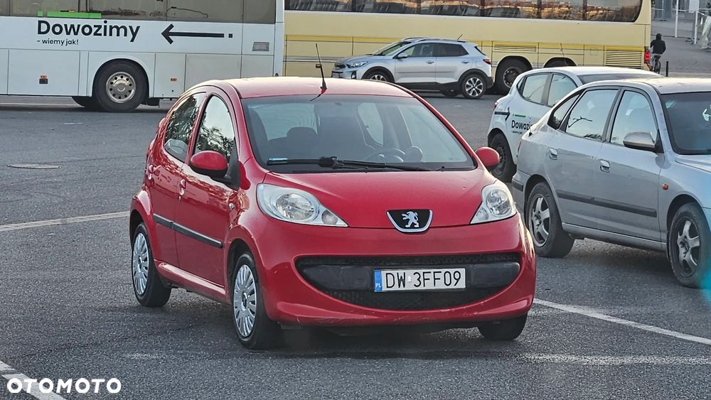 Peugeot 107 ver-1-0-urban-move - 17