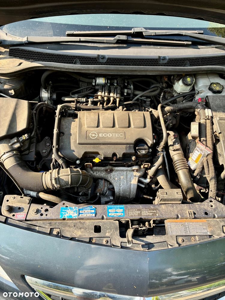 Opel Astra 1.4 Turbo - 15