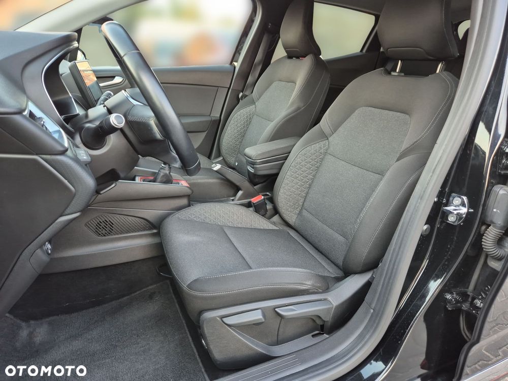 Renault Clio - 9