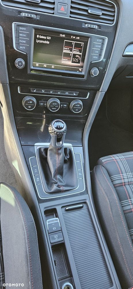 Volkswagen Golf GTI Performance BlueMotion Technology - 11