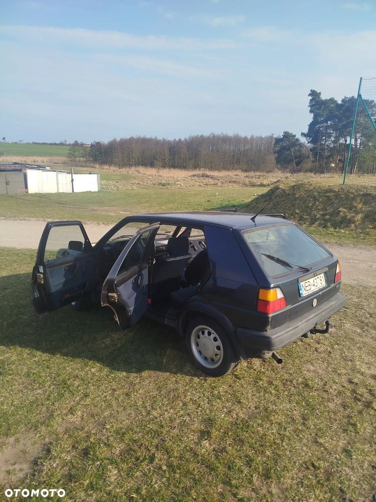 Volkswagen Golf - 23