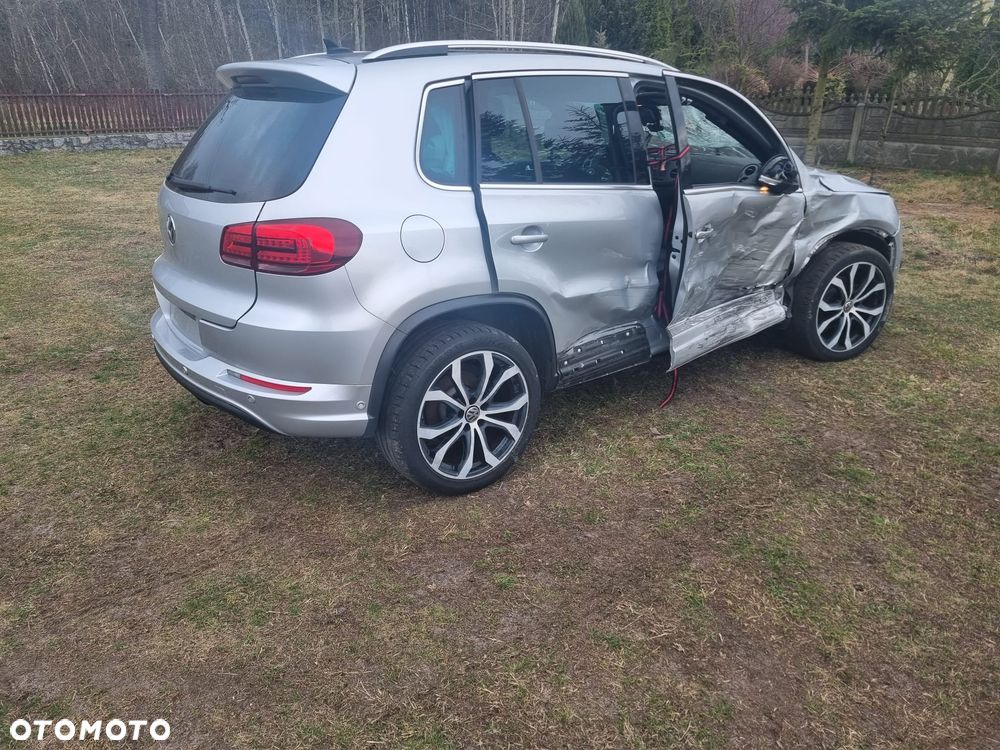 Volkswagen Tiguan 2.0 TDI SCR 4MOTION BlueMotion Technology DSG Exclusive - 3