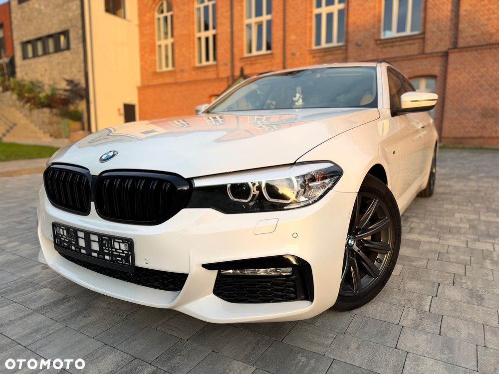 BMW Seria 5 520d M Sport - 22