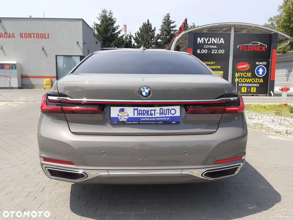BMW Seria 7 - 4