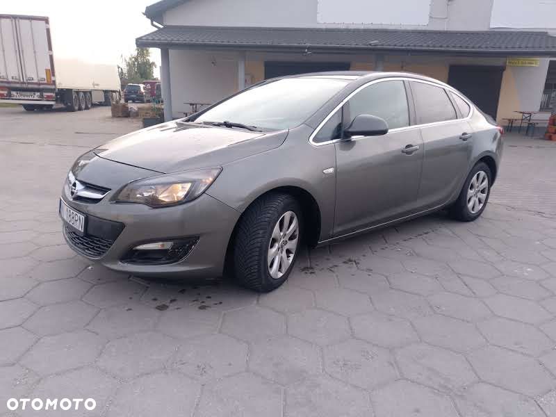 Opel Astra 1.4 T Business S&S EU6 - 2