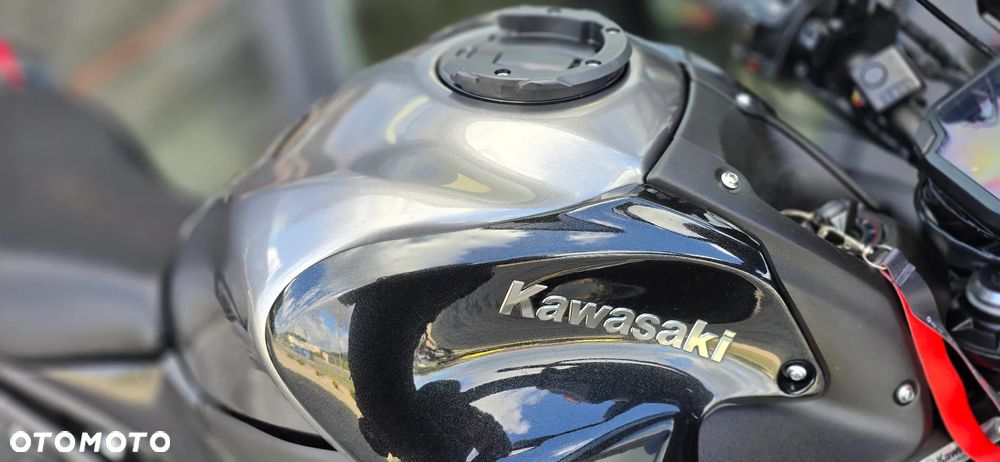 Kawasaki Z 900 - 21