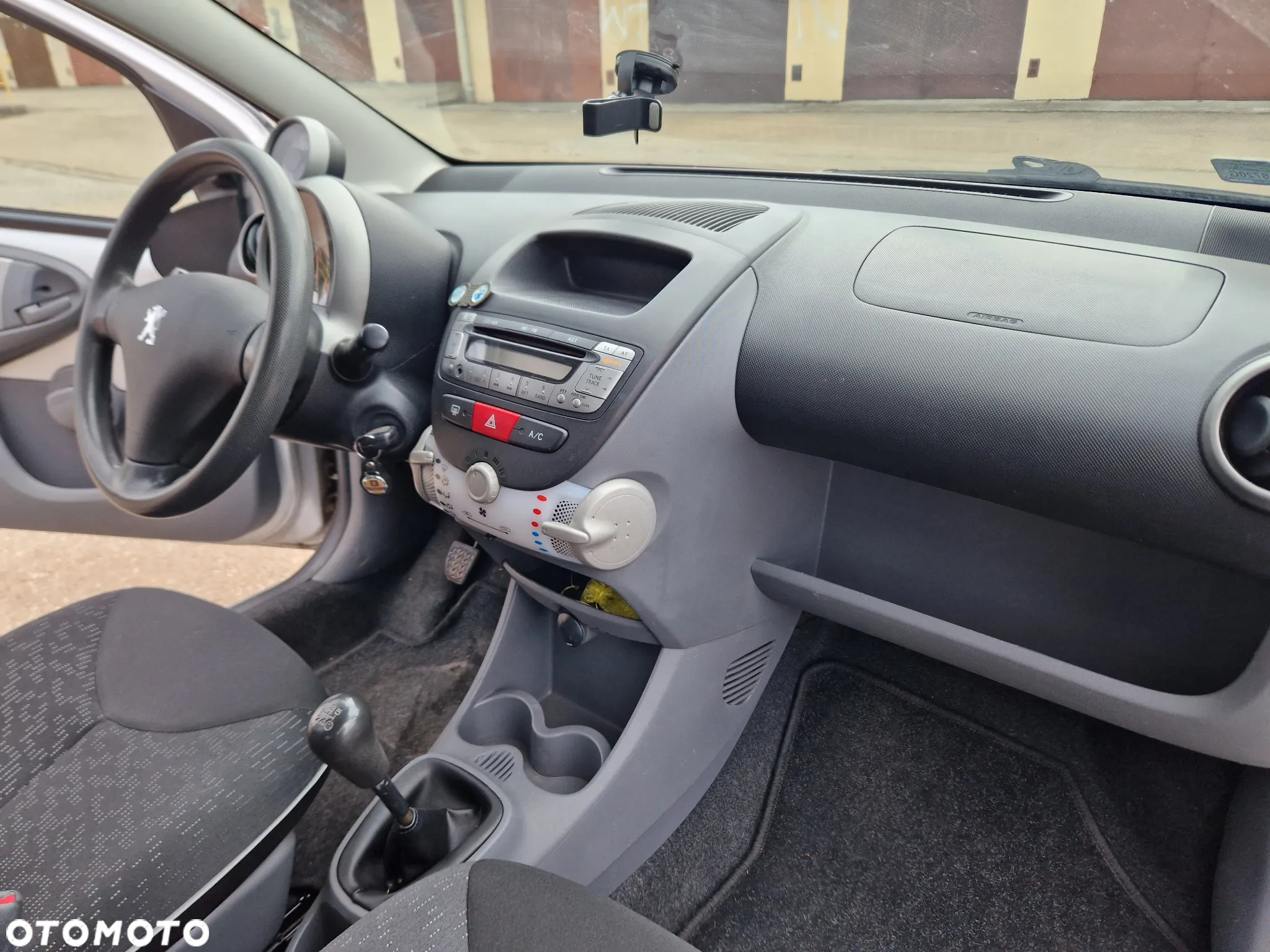 Peugeot 107 - 9