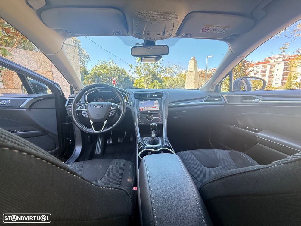 Ford Mondeo 2.0 TDCi Titanium - 25