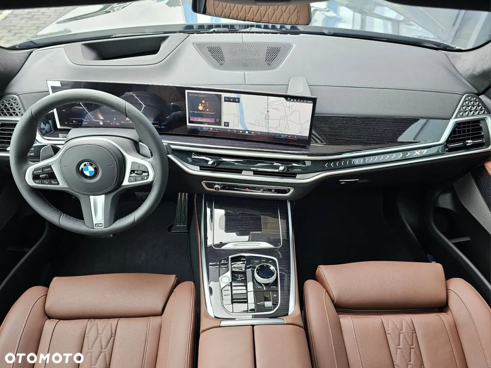 BMW X7 - 21
