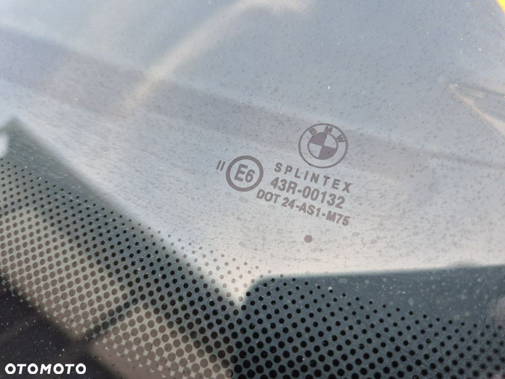 BMW Seria 5 523i - 25