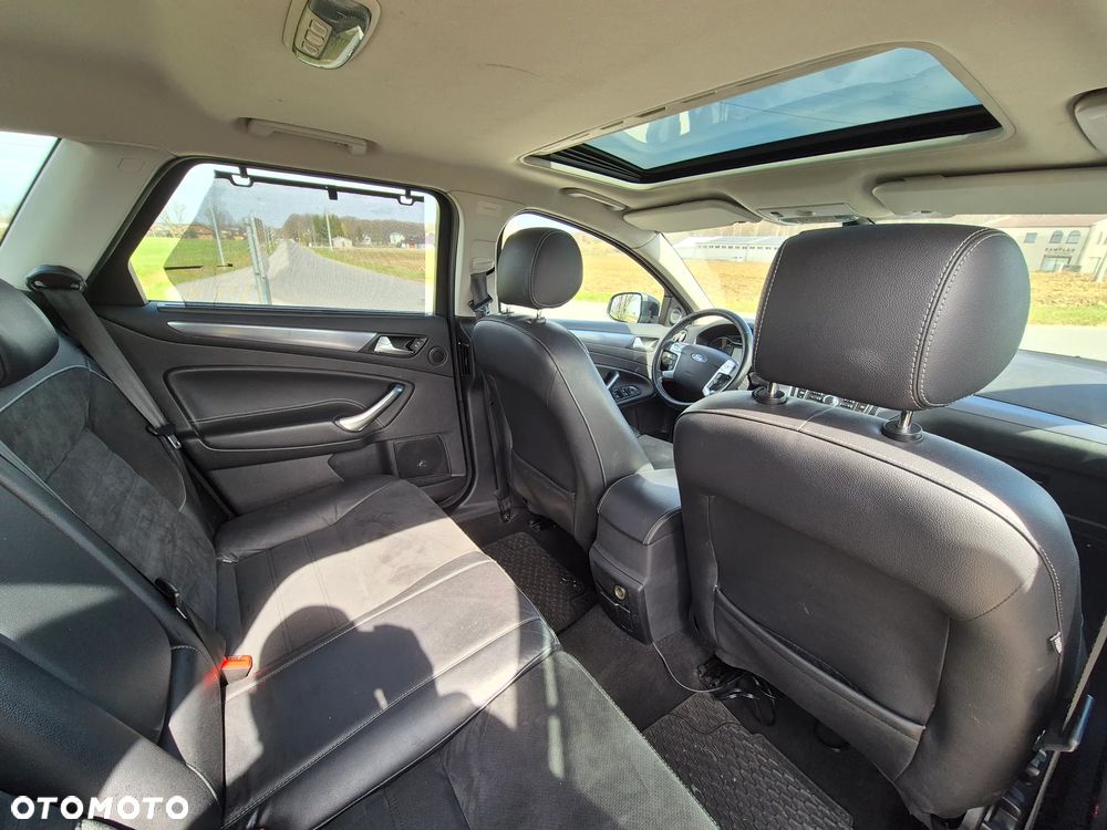 Ford Mondeo 2.0 TDCi Titanium S - 33